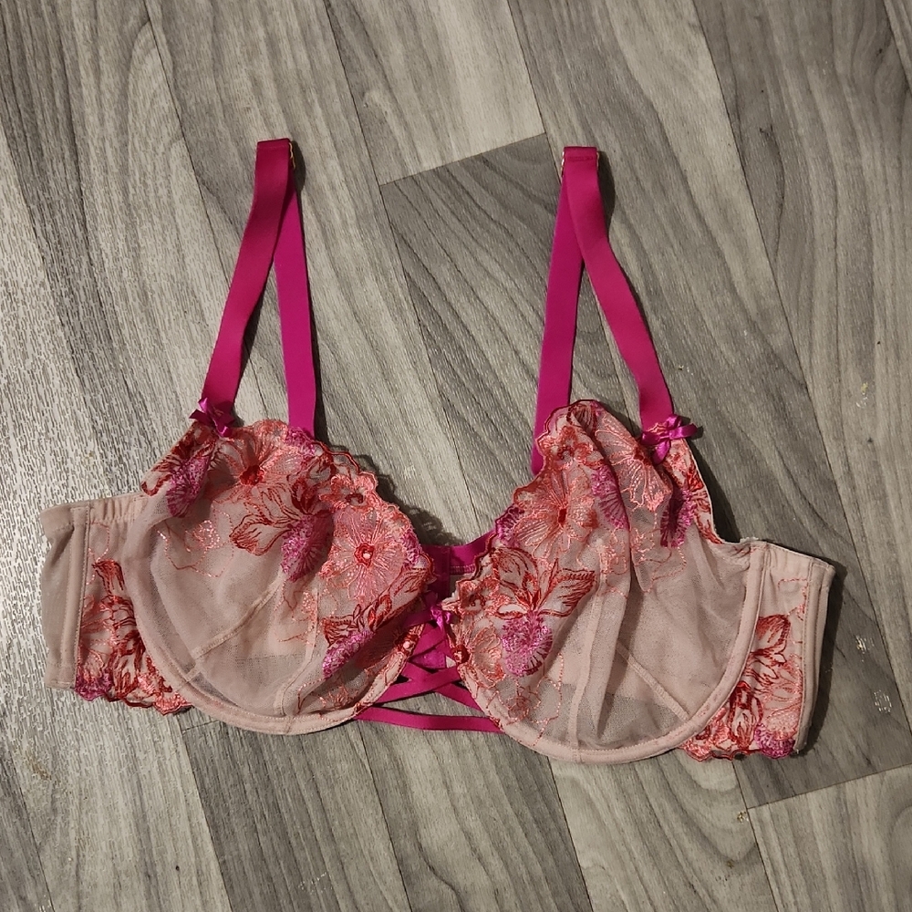 CACIQUE BRA Size 46C Pink Lace Underwire Bra. - Picture 1 of 8